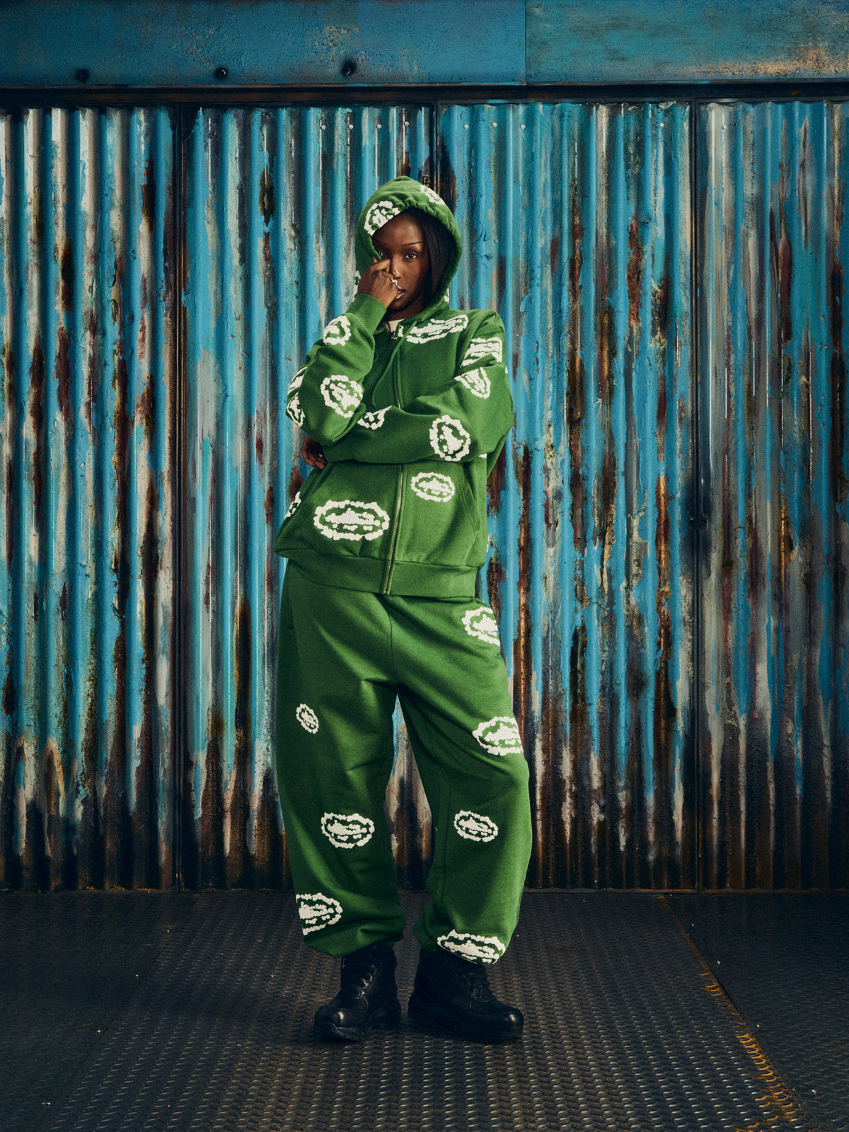 ISLAND WREATH SWEATPANT [GREEN]