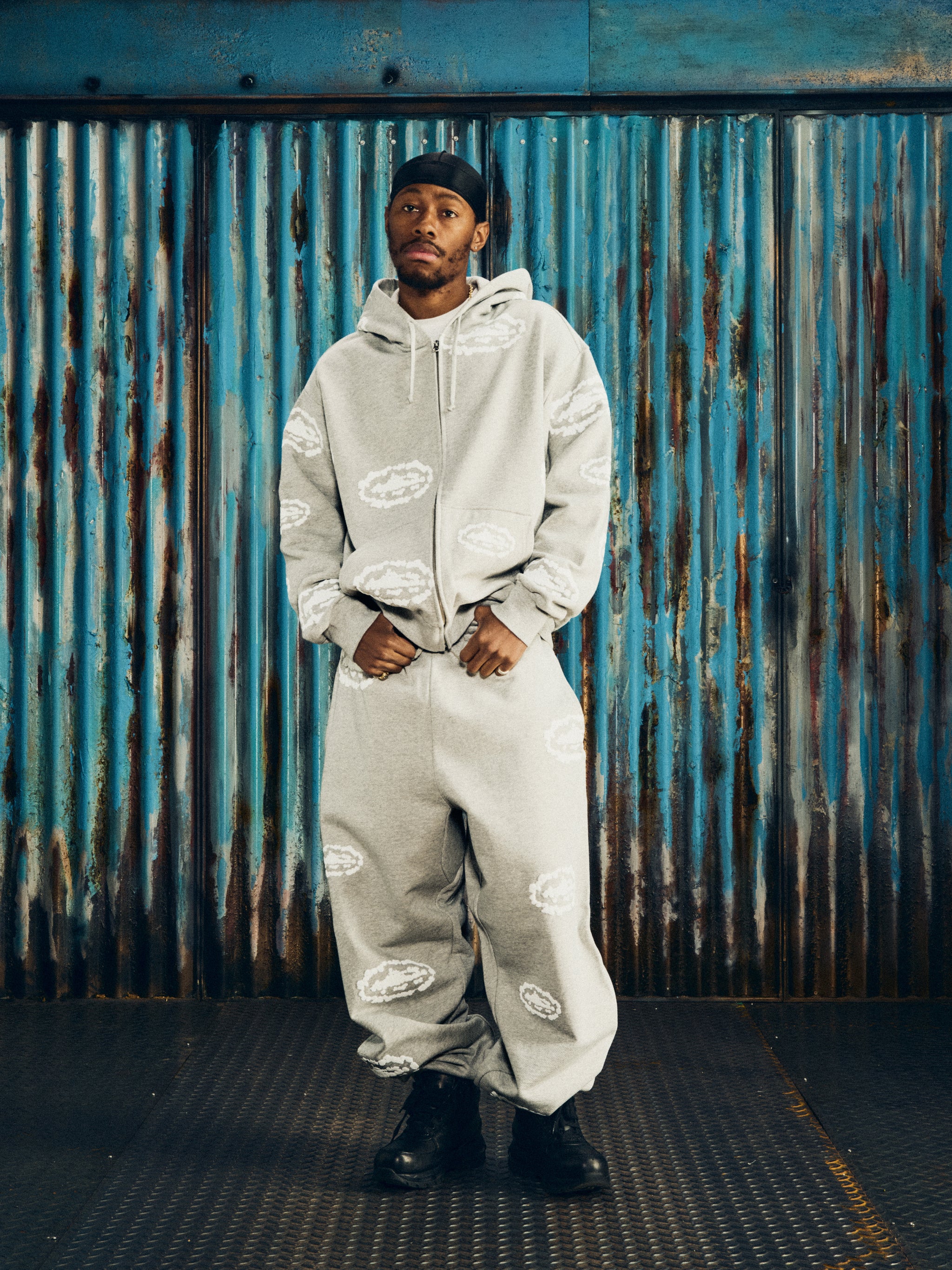 ISLAND WREATH SWEATPANT [HEATHER GREY]